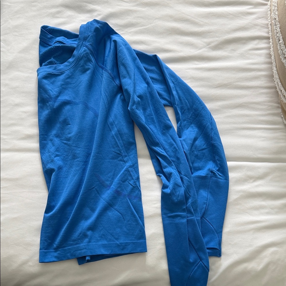 Lulu Long Sleeve Performance Tee